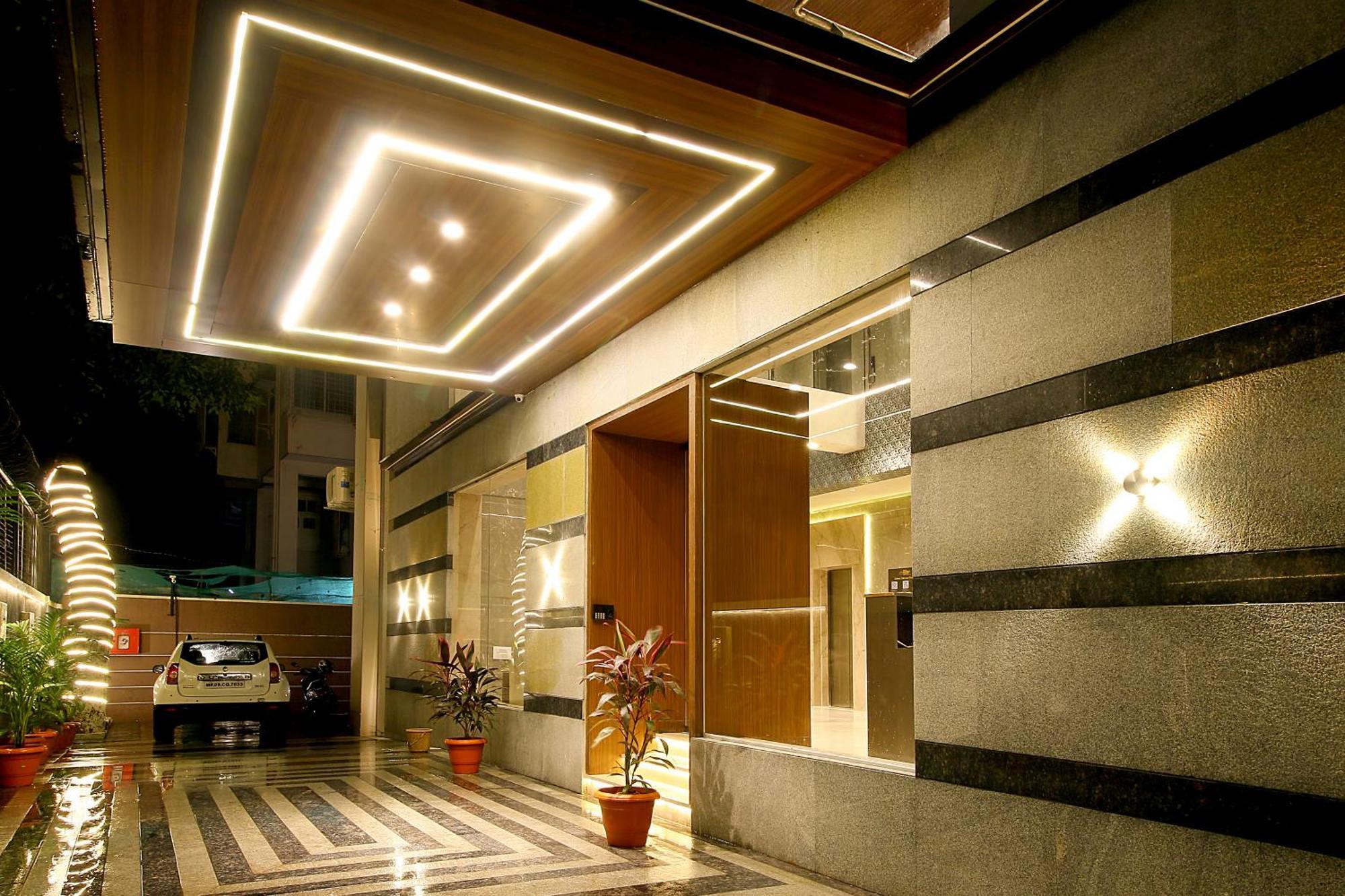 Mumbai House Luxury Apartments Santacruz East, Mumbai Exteriör bild