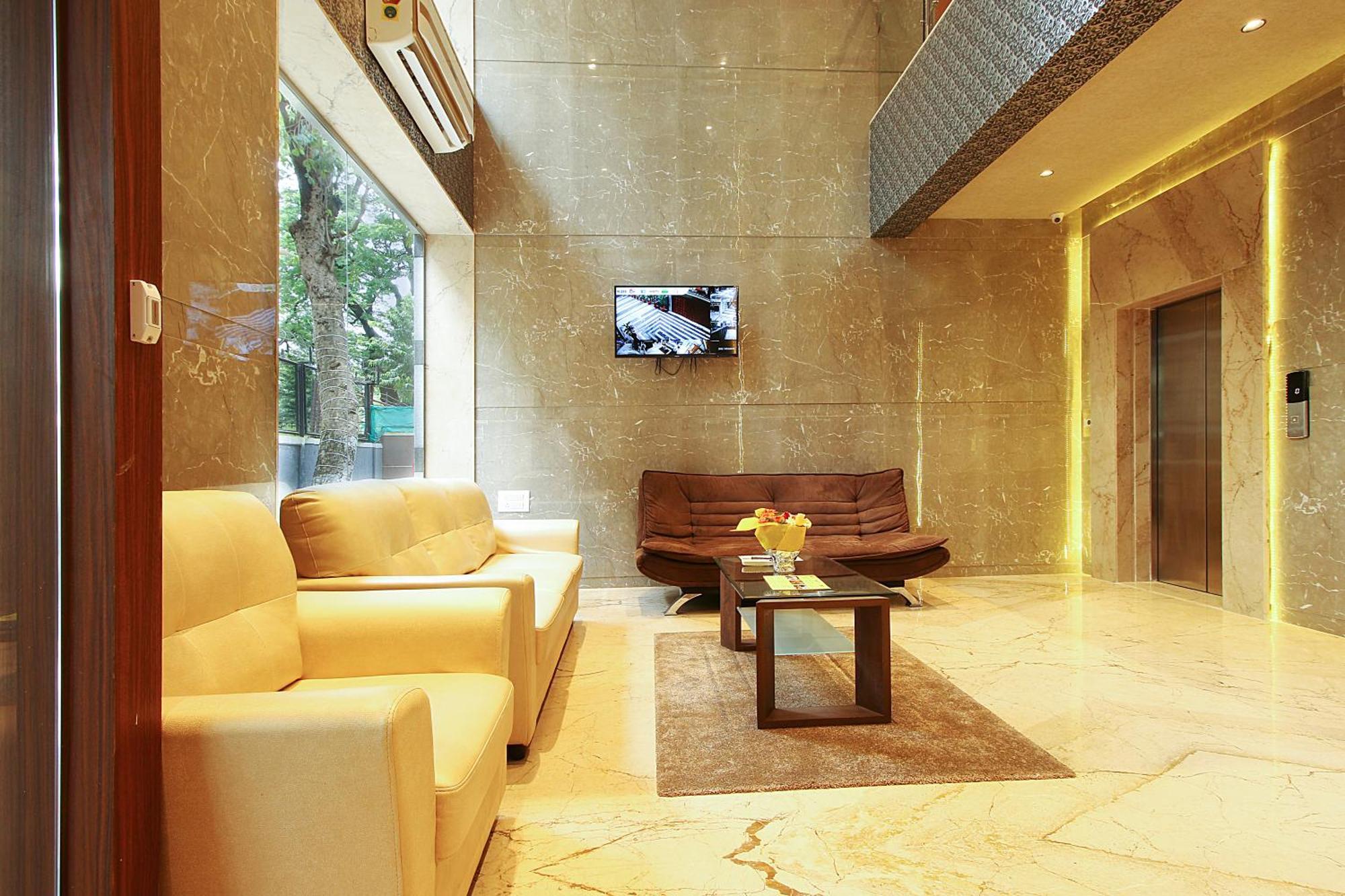 Mumbai House Luxury Apartments Santacruz East, Mumbai Exteriör bild