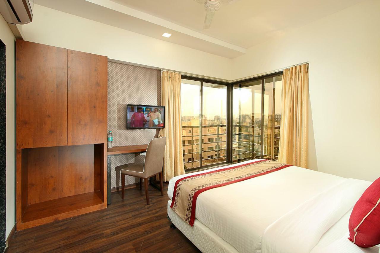 Mumbai House Luxury Apartments Santacruz East, Mumbai Exteriör bild