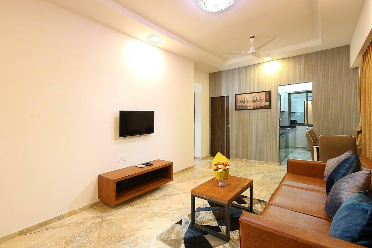Mumbai House Luxury Apartments Santacruz East, Mumbai Exteriör bild